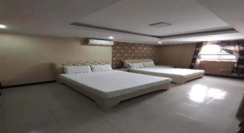 Oyo 700 Pj Inn Hotel Angeles